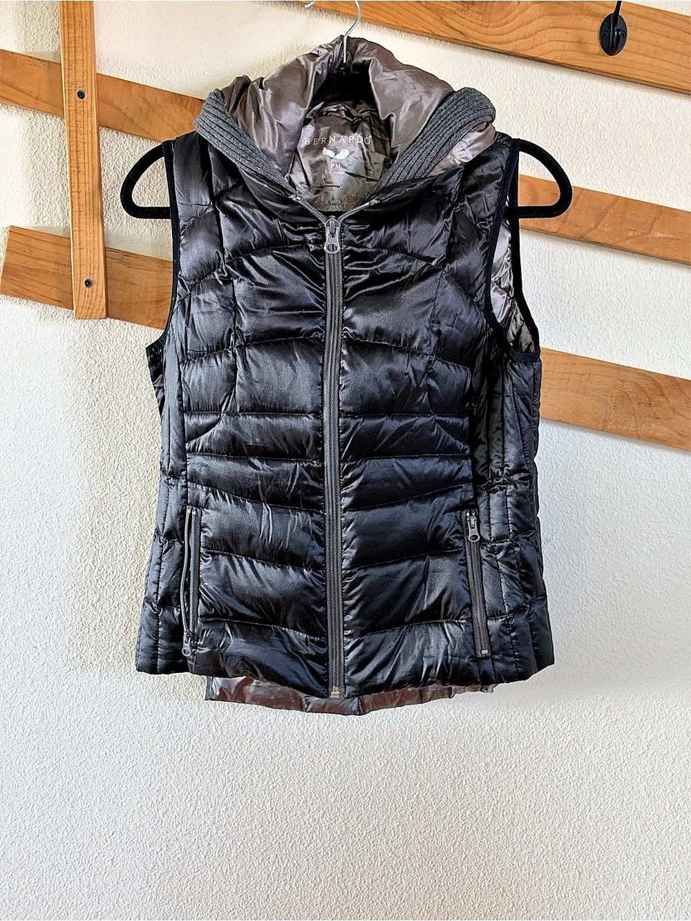 Bernardo Hooded Puffer Vest in Black & Silver PM